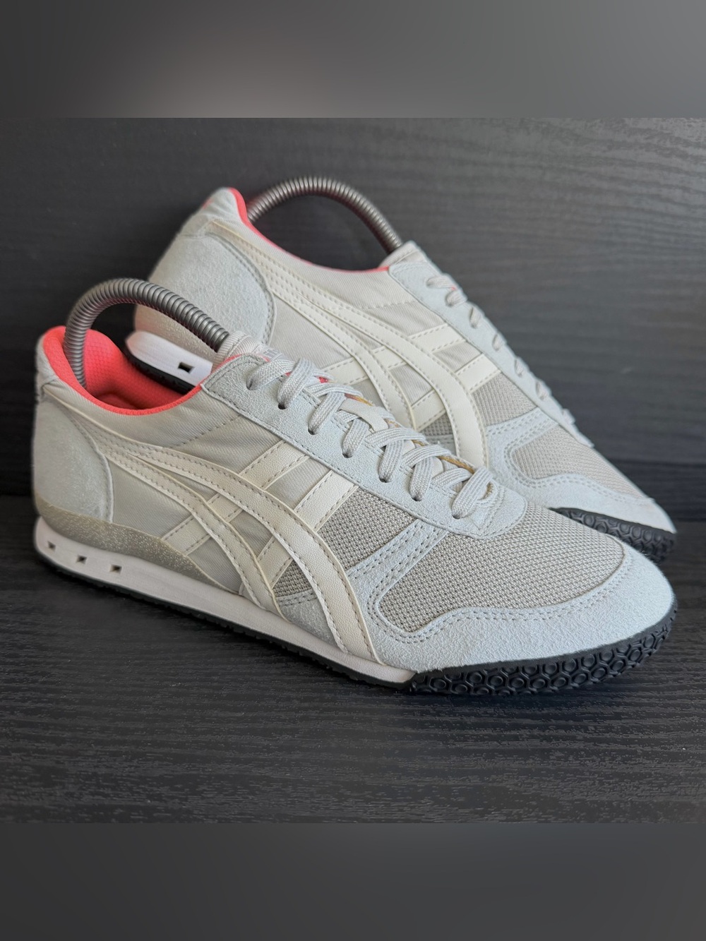 Onitsuka Tiger Women’s Ultimate 81 Retro Sneakers Sz 8 Grey White Pink Shoe GUC